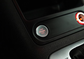 Подержанный автомобиль Volkswagen Tiguan 2013 года (16 фото)
