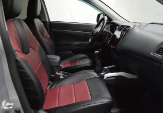 Подержанный автомобиль Mitsubishi ASX 2011 года (11 фото)