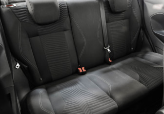 Подержанный автомобиль Ford Fiesta Sedan 2016 года (24 фото)