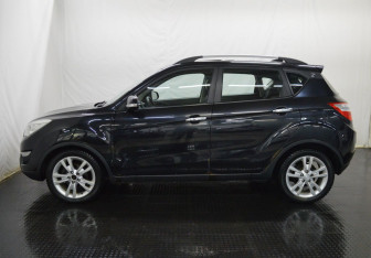 Подержанный автомобиль Changan CS35 2014 года (8 фото)