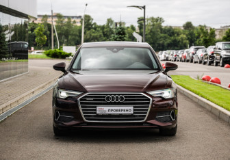 Подержанный автомобиль Audi A6 Sedan 2021 года (4 фото)