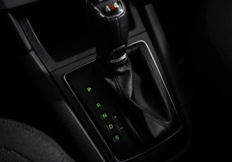 Подержанный автомобиль Skoda Yeti 2012 года (15 фото)