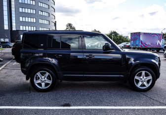 Подержанный автомобиль Land Rover Defender Suv 2021 года (5 фото)