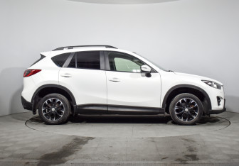Подержанный автомобиль Mazda CX-5 2016 года (4 фото)