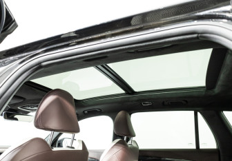 Подержанный автомобиль Geely Monjaro 2023 года (15 фото)