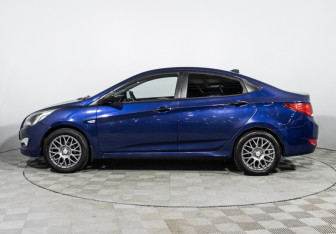 Подержанный автомобиль Hyundai Solaris Sedan 2015 года (8 фото)