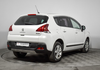 Подержанный автомобиль Peugeot 3008 2016 года (5 фото)