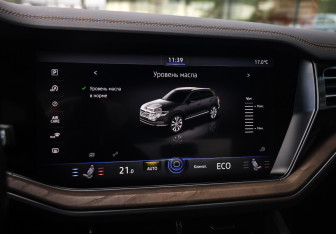 Подержанный автомобиль Volkswagen Touareg 2020 года (14 фото)