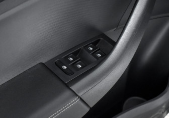 Подержанный автомобиль Skoda Rapid Liftback 2019 года (10 фото)