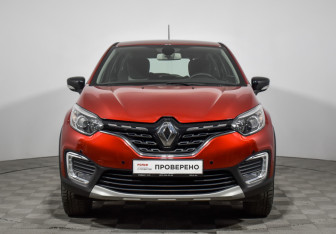 Подержанный автомобиль Renault Kaptur 2020 года (2 фото)