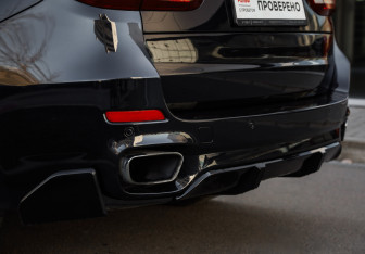 Подержанный автомобиль BMW X5 2017 года (8 фото)