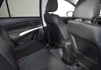 Подержанный автомобиль Suzuki SX4 Hatchback 2017 года (14 фото)