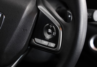 Подержанный автомобиль Honda Civic Hatchback 2017 года (11 фото)