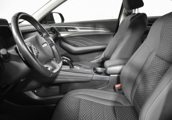 Подержанный автомобиль Haval F7 2020 года (10 фото)