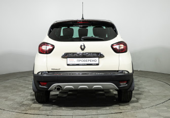 Подержанный автомобиль Renault Kaptur 2018 года (6 фото)