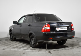 Подержанный автомобиль LADA (ВАЗ) Priora Sedan 2016 года (7 фото)