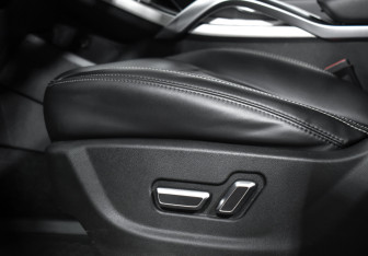 Подержанный автомобиль Geely Atlas 2019 года (11 фото)