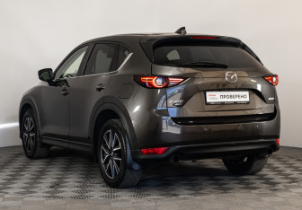 Подержанный автомобиль Mazda CX-5 2018 года (7 фото)
