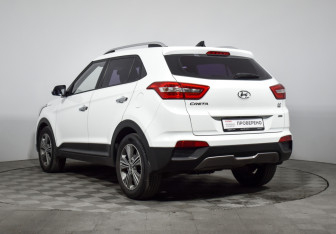 Подержанный автомобиль Hyundai Creta 2016 года (7 фото)