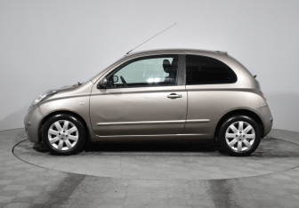 Подержанный автомобиль Nissan Micra Hatchback 2008 года (8 фото)