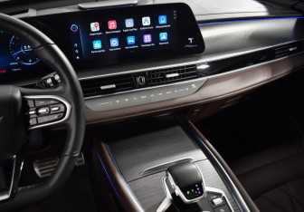 Подержанный автомобиль Chery Tiggo 8 Pro Max 2023 года (18 фото)