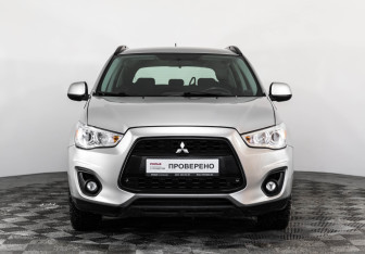 Подержанный автомобиль Mitsubishi ASX 2012 года (2 фото)