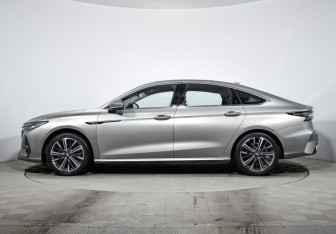 Подержанный автомобиль Chery Arrizo 8 2023 года (8 фото)