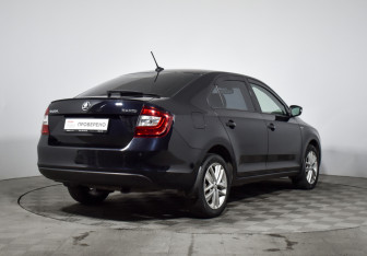 Подержанный автомобиль Skoda Rapid Liftback 2019 года (5 фото)