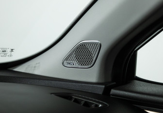 Подержанный автомобиль Omoda C5 2024 года (22 фото)