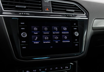 Подержанный автомобиль Volkswagen Tiguan 2019 года (15 фото)