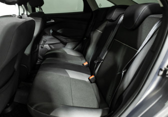 Подержанный автомобиль Ford Focus Sedan 2014 года (10 фото)