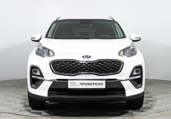 Подержанный автомобиль Kia Sportage 2021 года (2 фото)