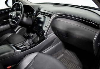 Подержанный автомобиль Hyundai Tucson 2023 года (13 фото)