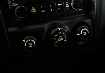 Подержанный автомобиль Kia Sportage 2008 года (15 фото)