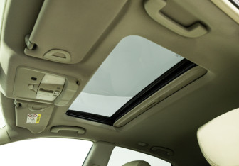 Подержанный автомобиль Infiniti QX50 2016 года (16 фото)