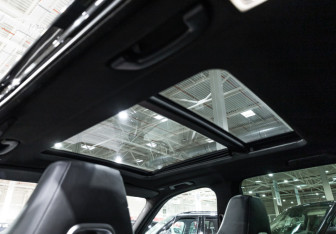 Подержанный автомобиль BMW X5 M 2016 года (25 фото)