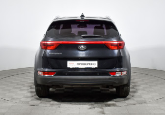 Подержанный автомобиль Kia Sportage 2016 года (6 фото)