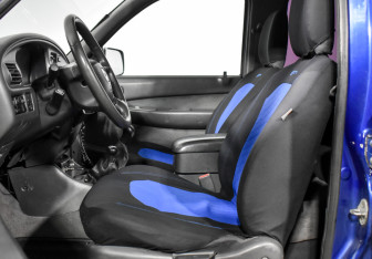 Подержанный автомобиль Mazda B-series 2005 года (11 фото)