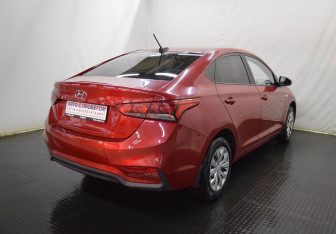 Подержанный автомобиль Hyundai Solaris Sedan 2018 года (5 фото)