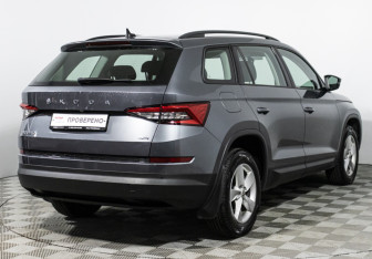 Подержанный автомобиль Skoda Kodiaq 2020 года (5 фото)