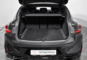 Подержанный автомобиль BMW X4 2021 года (22 фото)