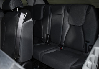 Подержанный автомобиль Kia Carnival 2021 года (13 фото)