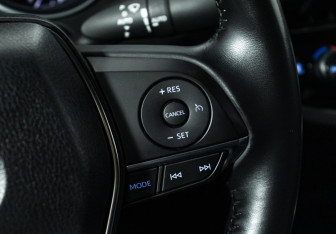 Подержанный автомобиль Toyota Camry Sedan 2022 года (18 фото)