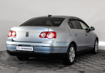 Подержанный автомобиль Volkswagen Passat Sedan 2006 года (5 фото)