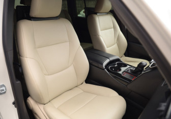 Подержанный автомобиль Toyota Land Cruiser Suv 2021 года (24 фото)