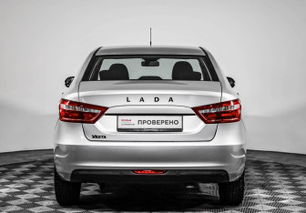 Подержанный автомобиль LADA (ВАЗ) Vesta Sedan 2018 года (6 фото)