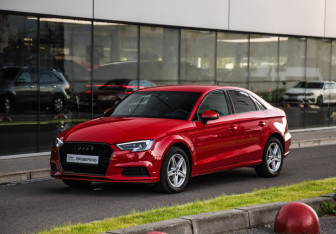 Подержанный автомобиль Audi A3 Sedan 2019 года (3 фото)