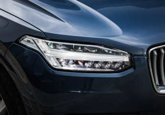 Подержанный автомобиль Volvo XC90 2019 года (11 фото)