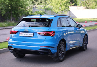 Подержанный автомобиль Audi Q3 2019 года (6 фото)