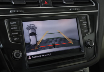 Подержанный автомобиль Volkswagen Tiguan 2017 года (15 фото)
